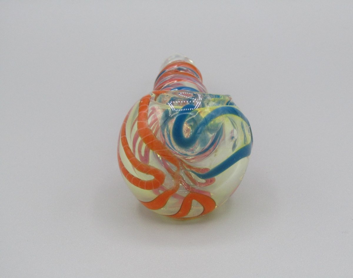 Zoom view 5" twisted spiral glass hand pipe blue/orange color combo.